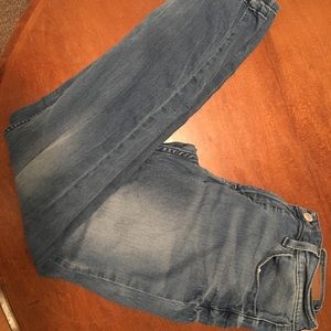 Women’s Levi Jeans